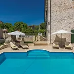 Beautiful Stone House - Villa Parentium With Private Pool