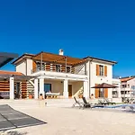 Villa Evelyn