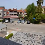 Lamija Apartment Near The Beach