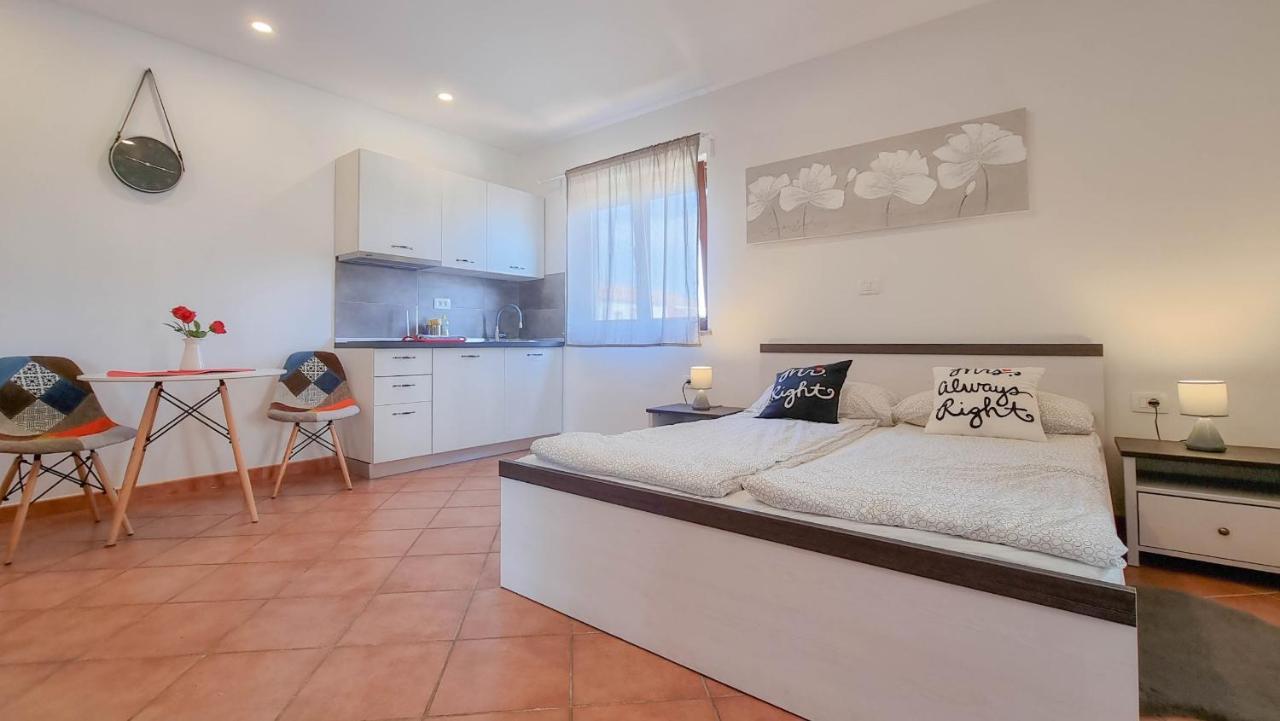 Dani Apartment