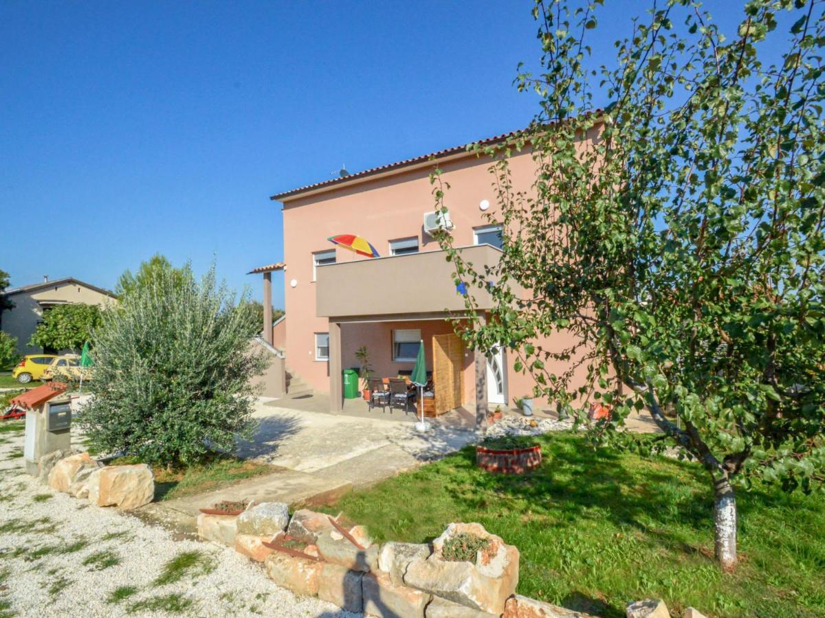 Appartamento B&b-1 By Interhome *
