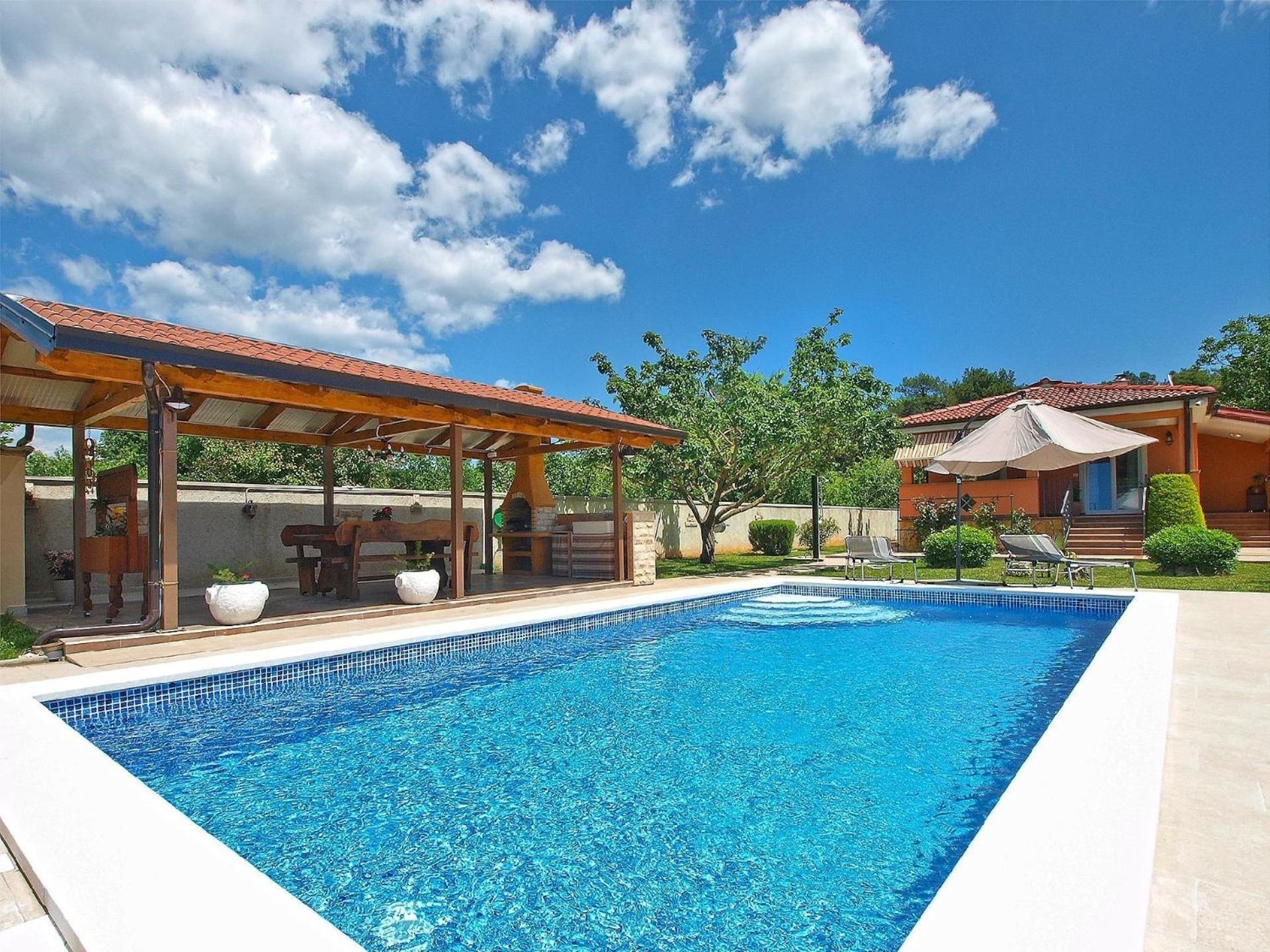 Mit Privatpool Fuer 6 Personen Ca 70 Qm In Pula, Istrien Istrische Riviera Пула