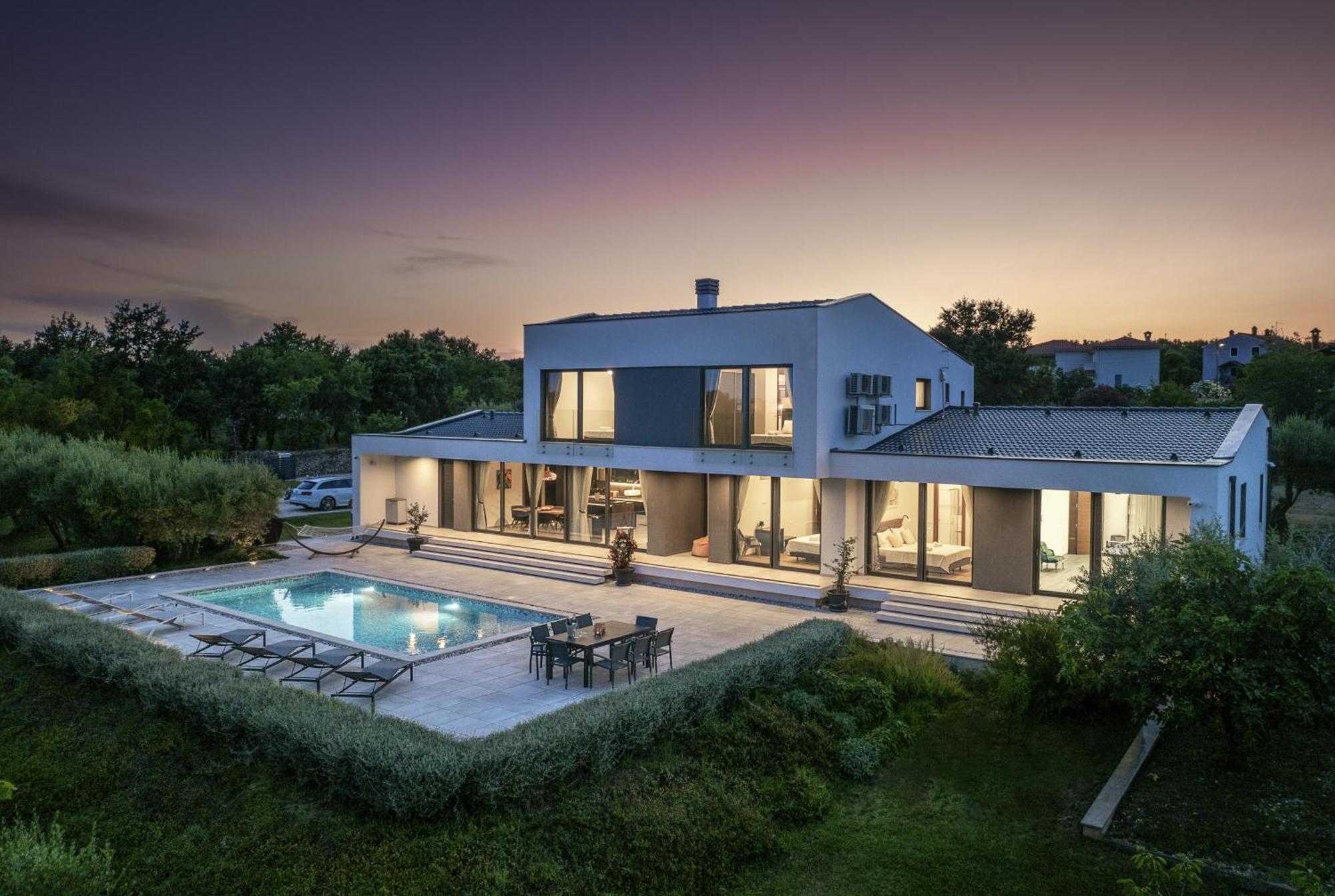 Vila Martincic - 5 Stars Luxury With Pool Heating On 4000m2 Rakalj