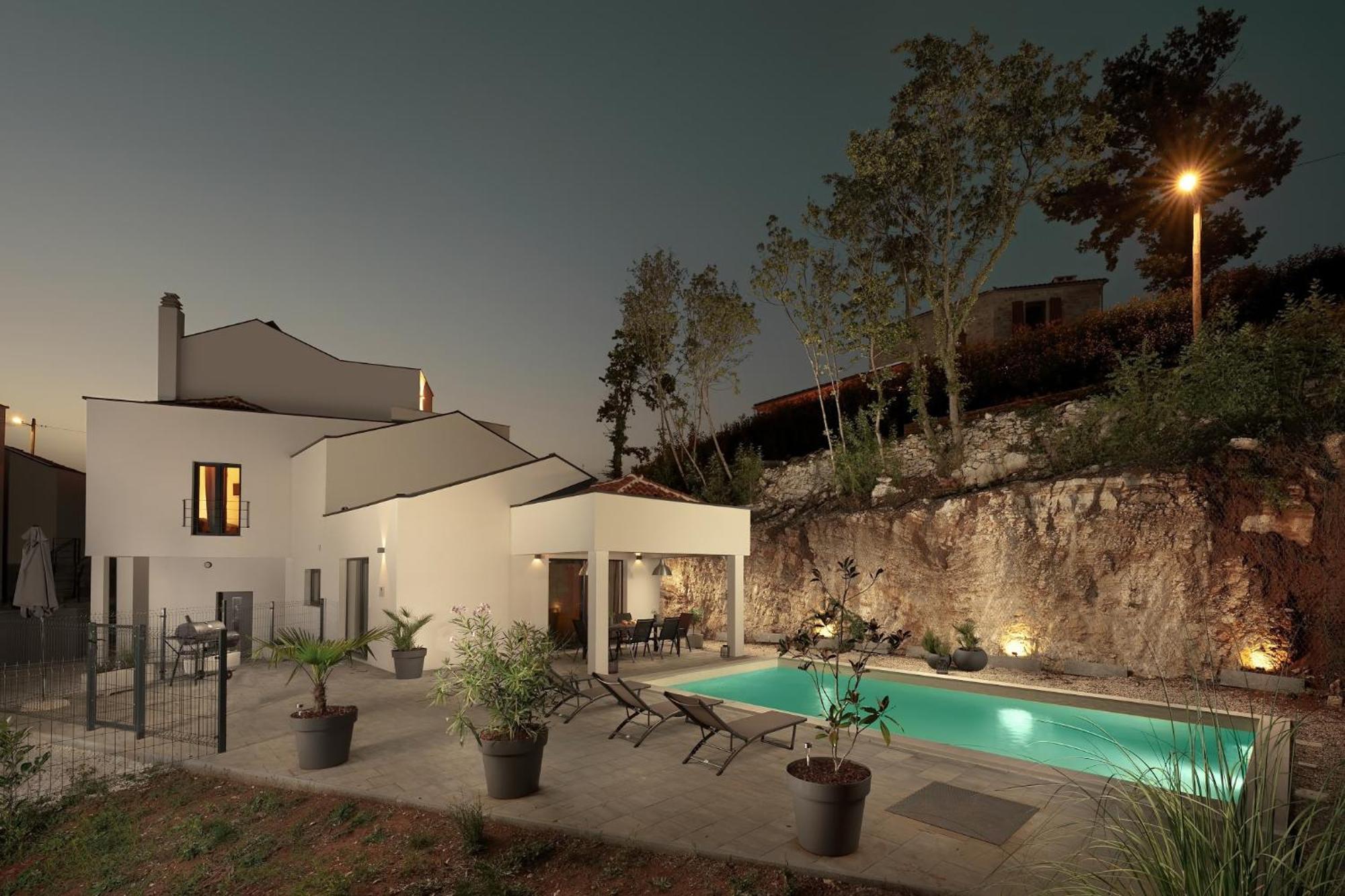 San Polo Max In Istria Up To 8 People With Heated Pool & Pet Friendly Villa *