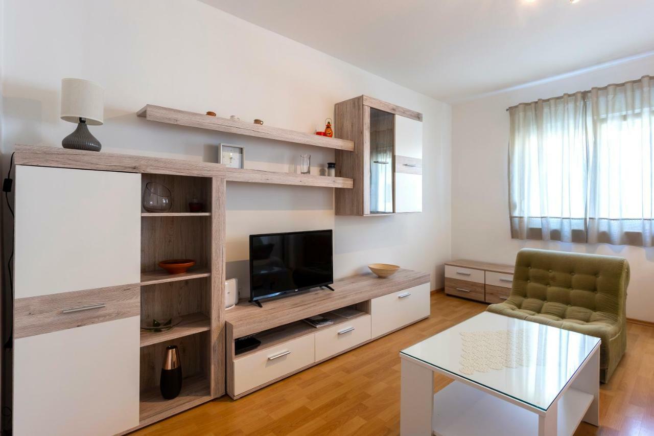 Apartment Anna With Free Private Parking Apartment Pula