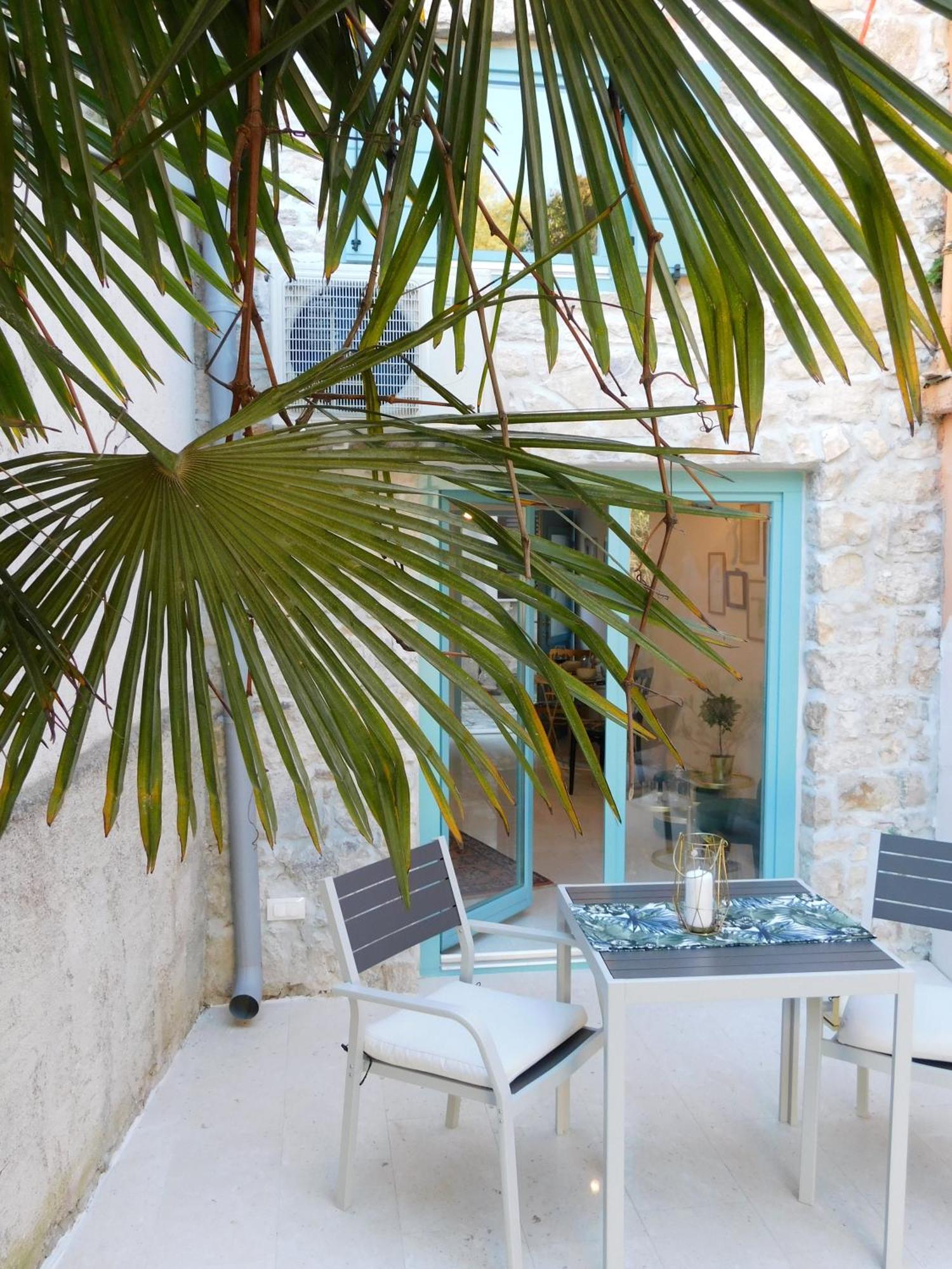 Appartement Bezauberndes Steinhaus Mit Garten In Der Altstadt Von
