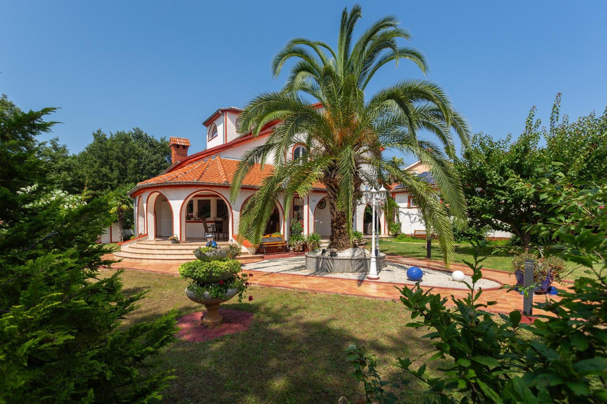Anna With Pool By Villa Porec